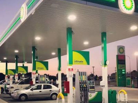Freehold Commercial Property for Sale – Petrol Station with Truck Stop – Only 5 Years Old – Secure Lease – 6,300 m² Site – Prime Oberon, NSW – Highly Visible - Asking Price: $5.9 Million