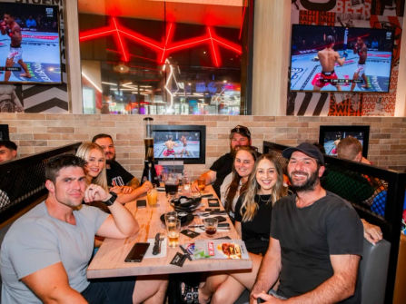 THE SPORTING GLOBE BAR & GRILL – PLENTY VALLEY