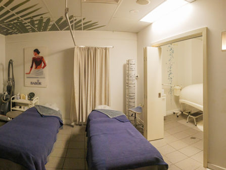 Award Winning Aesthetic Medi Spa Clinic/Beauty Salon | ID: 1370
