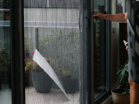 Leading Retractable Screen Manufacturer Business - REV 1.9M p.a (Our Ref: D2087)