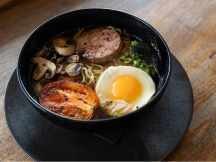 Iconic Inner North East Cafe taking $25,000 p/w (Our Ref: V2114)