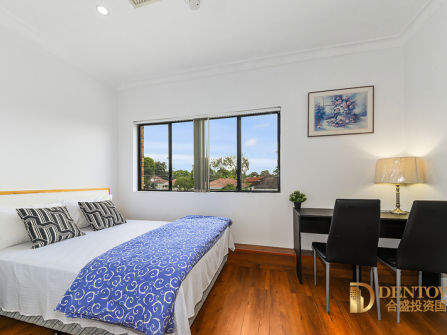 Double Brick Beautiful home to live in or Investment 9 beds 9 baths (8 En-suit)  !!! Price Reduce !!!