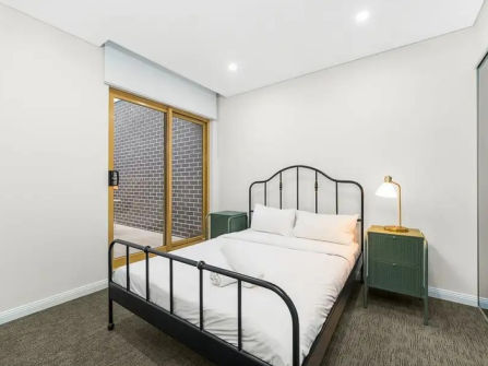North-Facing Split-Level Townhouse | Four Bedrooms | Prime Rosebery Location

