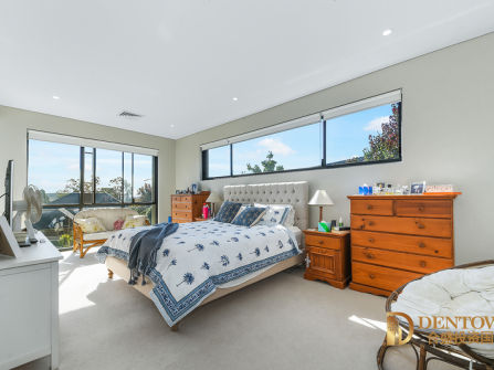 Spacious Family Living in Leafy North Turramurra