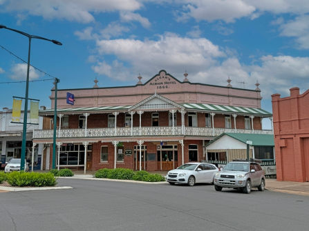 Freehold Hotel for Sale - Albion Hotel, Grenfell