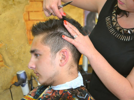WELL ESTABLISHED PREMIUM BARBERSHOP - PERTH METRO