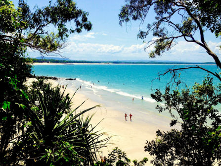 Art and Retail Business for Sale – Iconic Hastings Street, Noosa Heads location