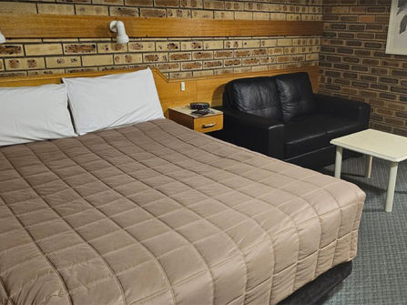 Motel Leasehold for Sale - North-West NSW Region - Major Administrative Centre