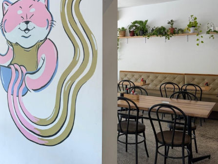 Iconic Inner North East Cafe taking $25,000 p/w (Our Ref: V2114)