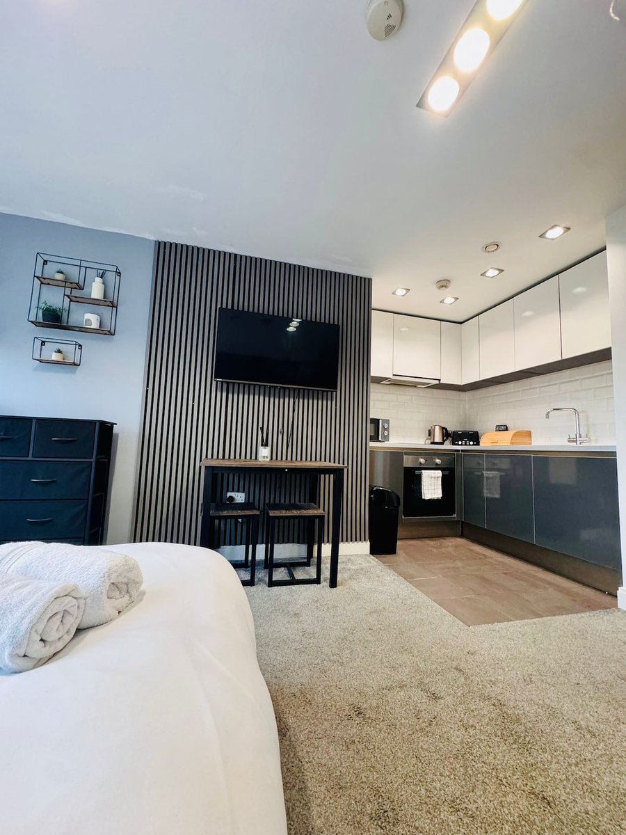 Stylish City Studio w/ Parking Liverpool