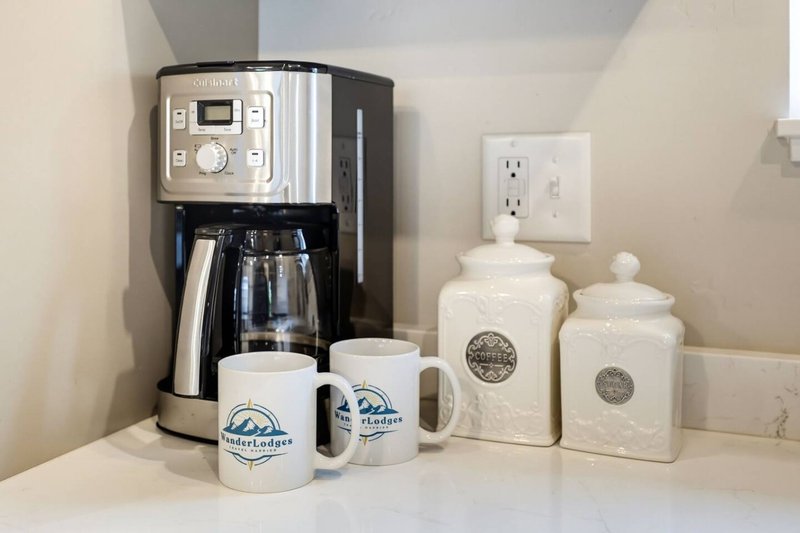 Ashland Cottage | Walk to Downtown & Coffee – Photo 12