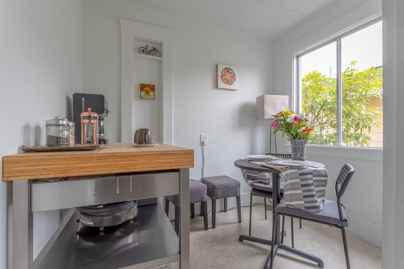 Berkeley Bungalow – Photo 9
