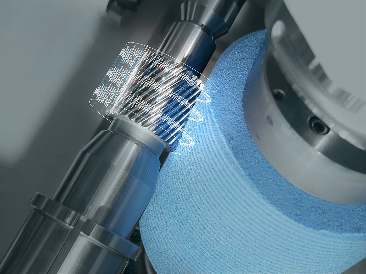 Picture_3_Process monitoring during generating grinding of e-mobility shaft.jpg