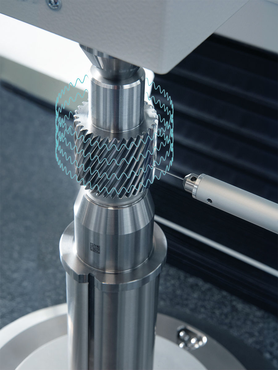 Picture_4_Process monitoring during measuring of e-mobility shaft.jpg