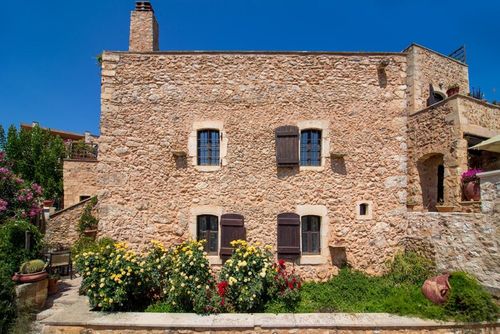 Orange Diktamos Feriehus i Chania, Crete, Greece  med privat svømmebasseng for 4 personer...