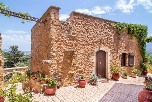 Orange Diktamos Casa vacanze a Chania, Crete, in Grecia  con piscina privata per 4 persone...