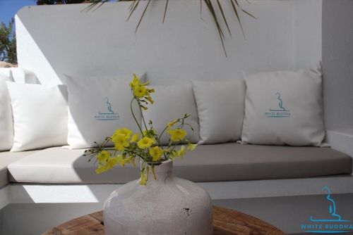 White Buddha Ferienwohnung in Cala Tarida, Ibiza, Spanien  mit Gemeinschaftspool für 4 Personen...
