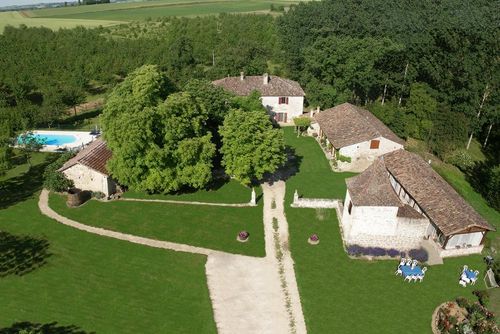 Gites de Pehillo Holiday home  with private pool in Arrondissement de Nérac, Aquitaine, France for 6 persons...