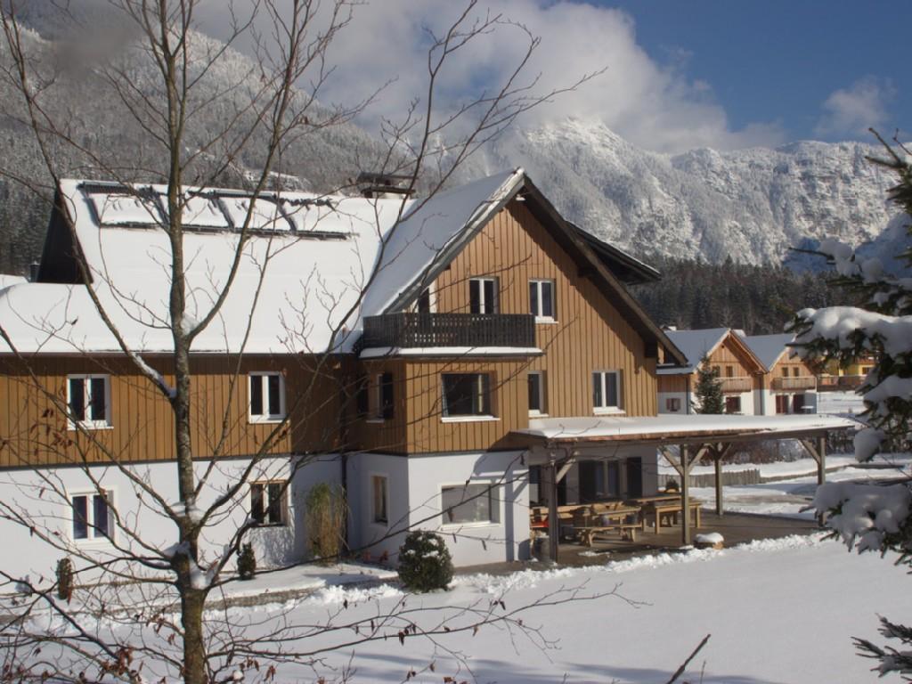 Seelandhaus, Maison de campagne à Obertraun, Upper Austria, Autriche  avec piscine privée pour 10 personnes...