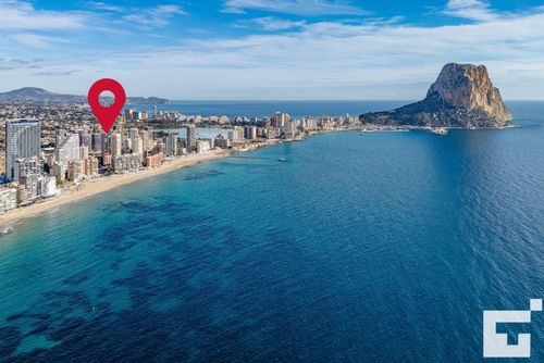 El Mirador de Calpe 2E Schönes und komfortables Apartment mit Gemeinschaftspool in Calpe, Costa Blanca, Spanien für 5 Personen. Das Apartment befindet sich in einem Wohngebiet am Strand, in der Nähe von Restaurants und Bars, Geschäften und Supermärkten, und nur 25 m vom Arenal-Strand entfernt....