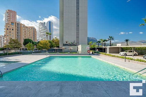 El Mirador de Calpe 2E Beautiful and comfortable apartment in Calpe, Costa Blanca, Spain with communal pool for 5 persons. The apartment is situated in a residential beach area, close to restaurants, bars, shops and supermarkets, and 25 m from Playa Arenal beach....