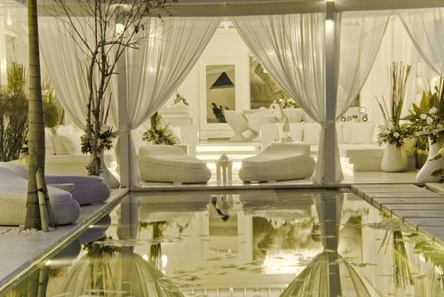 Puro Blanco 5 bedroom Villa rustica e confortevole a Canggu, Bali, in Indonesia  con piscina privata per 10 persone...
