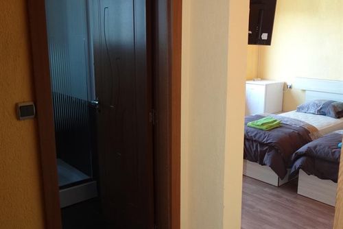 Struma Dolinata twin room Hotelkamer in Strumyani, Southwestern Bulgaria (region Sandanski), Bulgarije voor 2 personen...