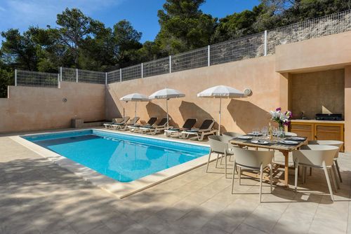 Blue Sky Villa  con piscina privada en Sant Josep de sa Talaia, Ibiza, España para 6 personas...