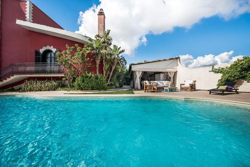 Villa Maia Villa mit privatem Pool in Mazara del Vallo, Sizilien, Italien für 8 Personen. Das Haus befindet sich in einem Küsten-, Wald- und Wohngebiet und ist 1 km vom Strand entfernt....