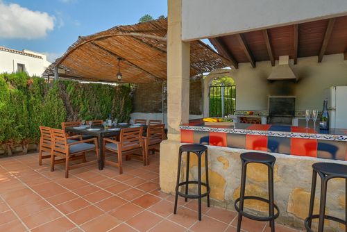Villa Escabusso: Javea, Costa Blanca, Spain. Outdoor dining area