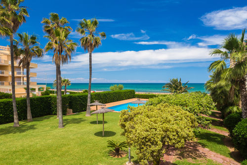 Las Dunas 02 by homeprive Beautiful and comfortable apartment in Denia, Costa Blanca, Spain with communal pool for 4 persons. The apartment is situated in a residential beach area, close to restaurants, bars, and supermarkets, and just 25 metres from the beach....