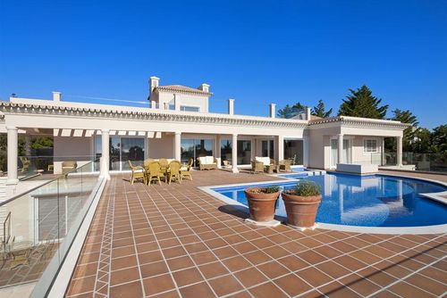 Bellevue Algarve Villa i Quinta do Lago, på Algarve, Portugal  med privat pool för 12 personer...