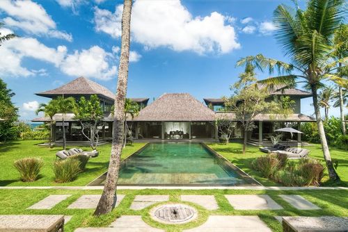Florimar 5 bedroom Mooie en  luxe villa in Seseh, op Bali, Indonesië  met privé zwembad voor 10 personen...