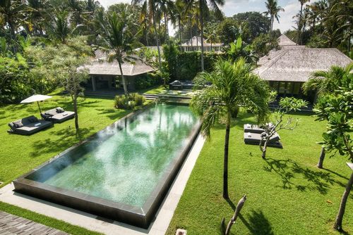 Florimar 5 bedroom Schöne und  Luxus-Villa  mit privatem Pool in Seseh, auf Bali, Indonesien für 10 Personen...