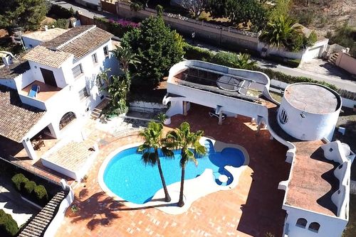 Timon 6 Wonderful and luxurious villa with a private pool in Moraira, Costa Blanca, Spain for 6 persons. The villa is situated in a residential area, close to restaurants and bars, shops and supermarkets, and 500 m from Playa Ampolla beach....
