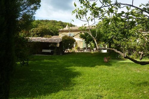 LA PACHA Groot landhuis  met privé zwembad in Saint Montan, Auvergne-Rhône-Alpes, Frankrijk voor 6 personen...