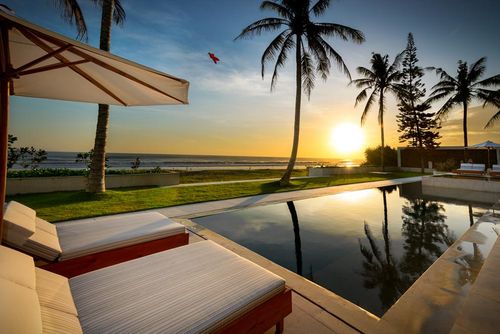 Vedas 3 Bedroom Moderne en  luxe villa in Tanah Lot, op Bali, Indonesië  met privé zwembad voor 6 personen...