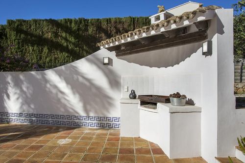 Anxao Schönes und fröhliches Ferienhaus in Denia, Costa Blanca, Spanien mit privatem Pool für 6 Personen. Das Haus befindet sich in einer Wohnstrandgegend und ist 3 km vom Strand Las Marinas in Denia entfernt....