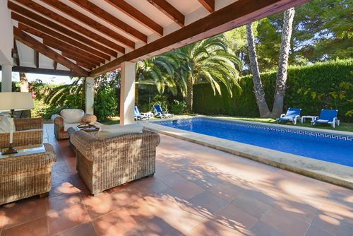Alaya Large and comfortable villa with private pool in Jávea, Costa Blanca, Spain for 8 people. The house is situated in a residential beach area, 1 km from El Arenal, Jávea beach and 1 km from the Mediterranean Sea, Jávea....