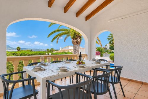 Villa Casa Ceba: Jávea, Costa Blanca, España. Balcón/terraza y Comedor al aire libre