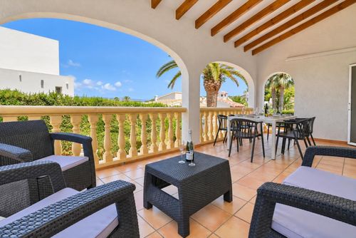 Villa Casa Ceba 4 pax: Javea, Costa Blanca, Spanien. Wohnzimmer, TV und Multimedia und offener Kamin