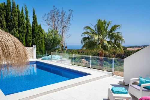 Villa Momily  luxuary fantastic sea view Wonderful and luxurious villa in Moraira, Costa Blanca, Spain, with private pool for 6 persons. The house is situated in a residential beach area and is 3 km from Platgetes Moraira beach....