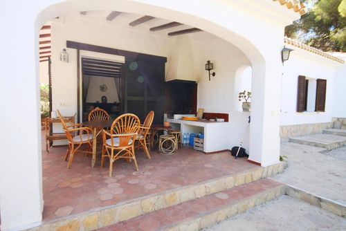 Perret Rustieke en aangename villa met privézwembad in Jávea, Costa Blanca, Spanje voor 8 personen. Het huis is gelegen in een kust- en woonwijk....