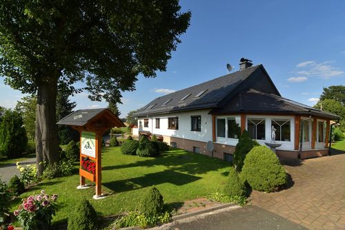 FH Richter - Fewo Birke Large apartment in Drognitz, Ortsteil Lothra, Thüringer Wald, Schiefergebirge, Germany for 6 persons...