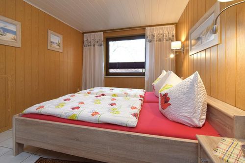 FH Richter - Fewo Linde Groot appartement in Drognitz, Ortsteil Lothra, Thüringer Wald, Schiefergebirge, Duitsland voor 4 personen...