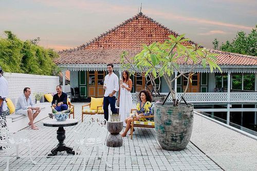 Villa 1880 Villa merveilleuse et luxueuse à Seminyak, Bali, Indonésie, avec piscine privée pour 10 personnes. La maison est située dans un quartier résidentiel....