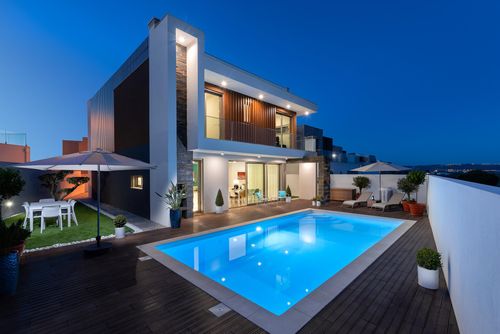 Villa Ampaeus: Salir Do Porto, São Martinho Do Porto, Portugal. with private pool and terrace