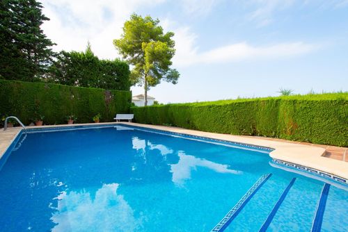 Laurel 8 pax Großes und charmantes Ferienhaus in Javea, Costa Blanca, Spanien mit privatem Pool für 8 Personen. Das Haus befindet sich in einer Wohngegend nahe des Strandes....