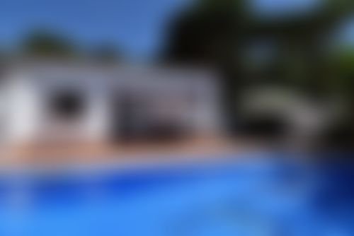 Entrepinos 2 Villa moderna  con piscina riscaldata a Chiclana de la Frontera, Costa de la Luz, in Spagna per 6 persone...