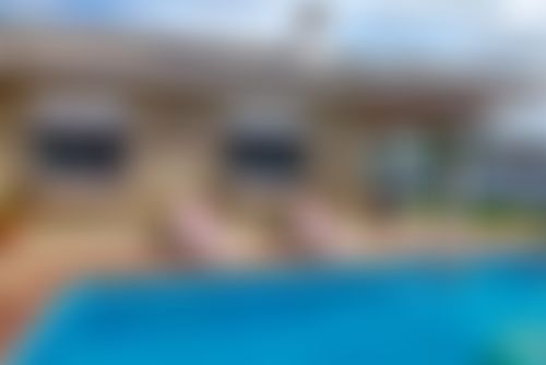 Valeta Villa en Chiclana de la Frontera, Andalucía, España  con piscina privada para 10 personas...
